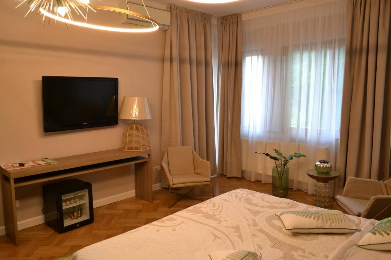 Отель Casa Cranta Брашов-21