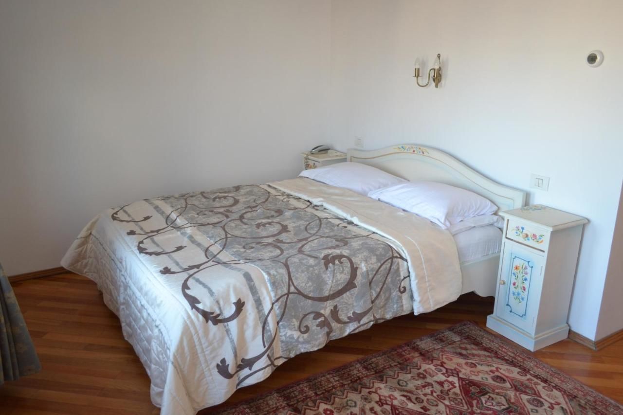 Отель Casa Cranta Брашов-26