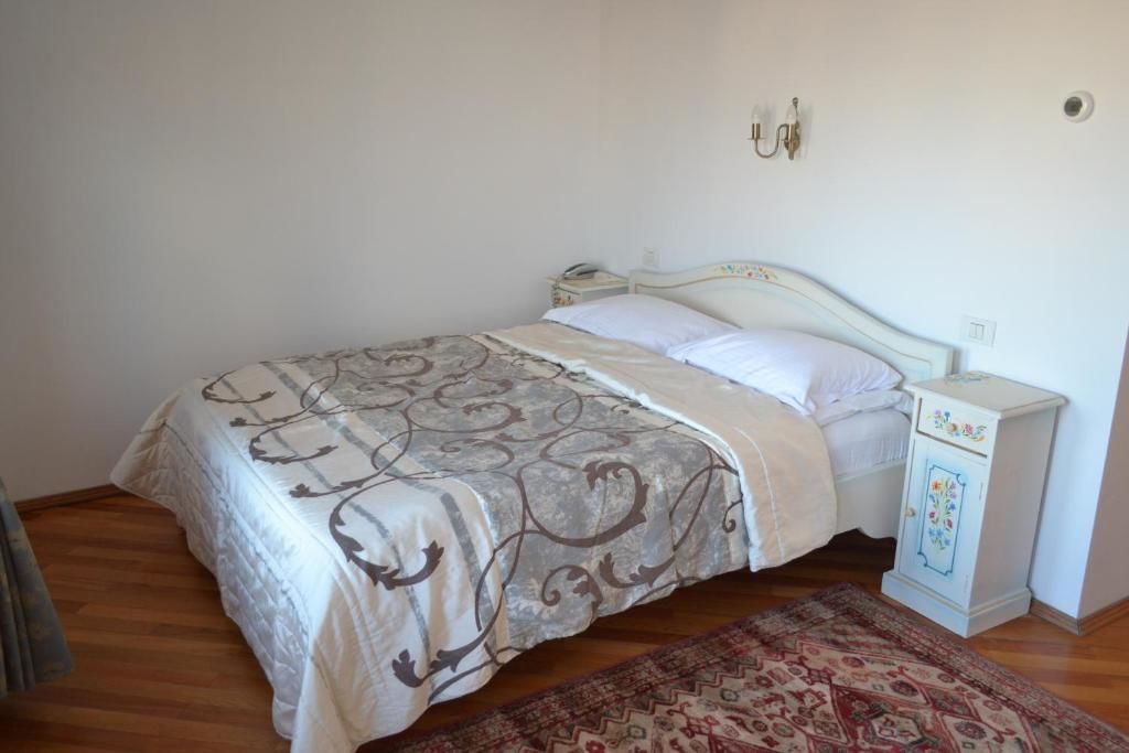 Отель Casa Cranta Брашов-48